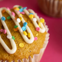 Cargar imagen en el visor de la galería, BOLLO DE ZANAHORIA BAJO EN AZUCAR