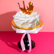 Cargar imagen en el visor de la galería, PASTEL MERENGUE CORONA
