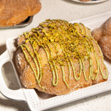 Cargar imagen en el visor de la galería, PAN DE MUERTO RELLENO
