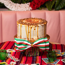 Cargar imagen en el visor de la galería, PASTEL DE ELOTE PATRIO
