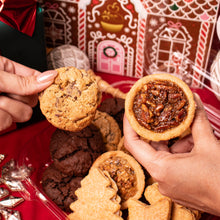 Cargar imagen en el visor de la galería, CAJA DE POSTRES VARIADOS
